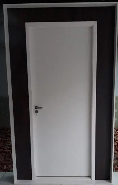 Moldura em gesso para ambiente com pé-direito alto